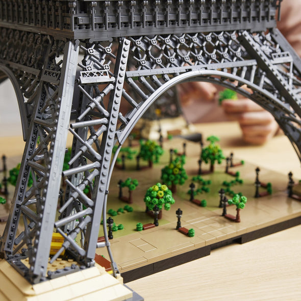10001 PCS Eiffel Tower - Buildings Set US