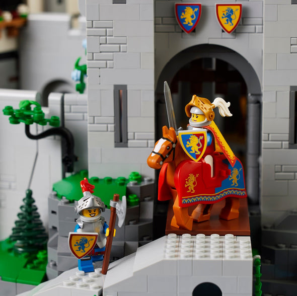 4514PCS 85666 Lion King's Castle Compatible 10305 US