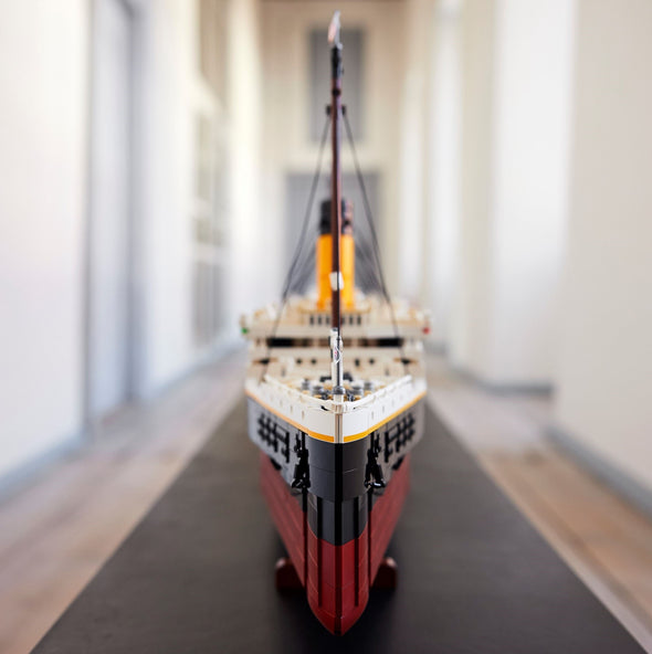 9090pcs Jie Star Titanic Compatible Blocks US