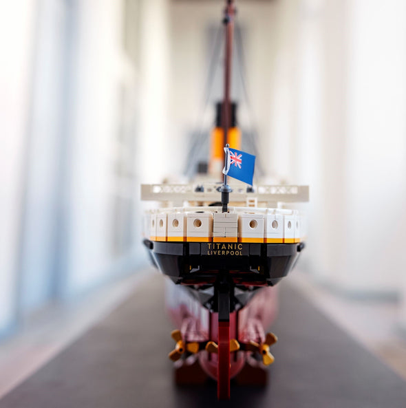 9090pcs Jie Star Titanic Compatible Blocks US